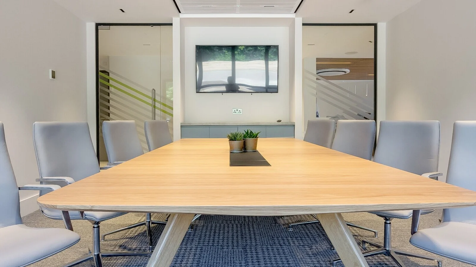 Multi-optic recessed downlights explained