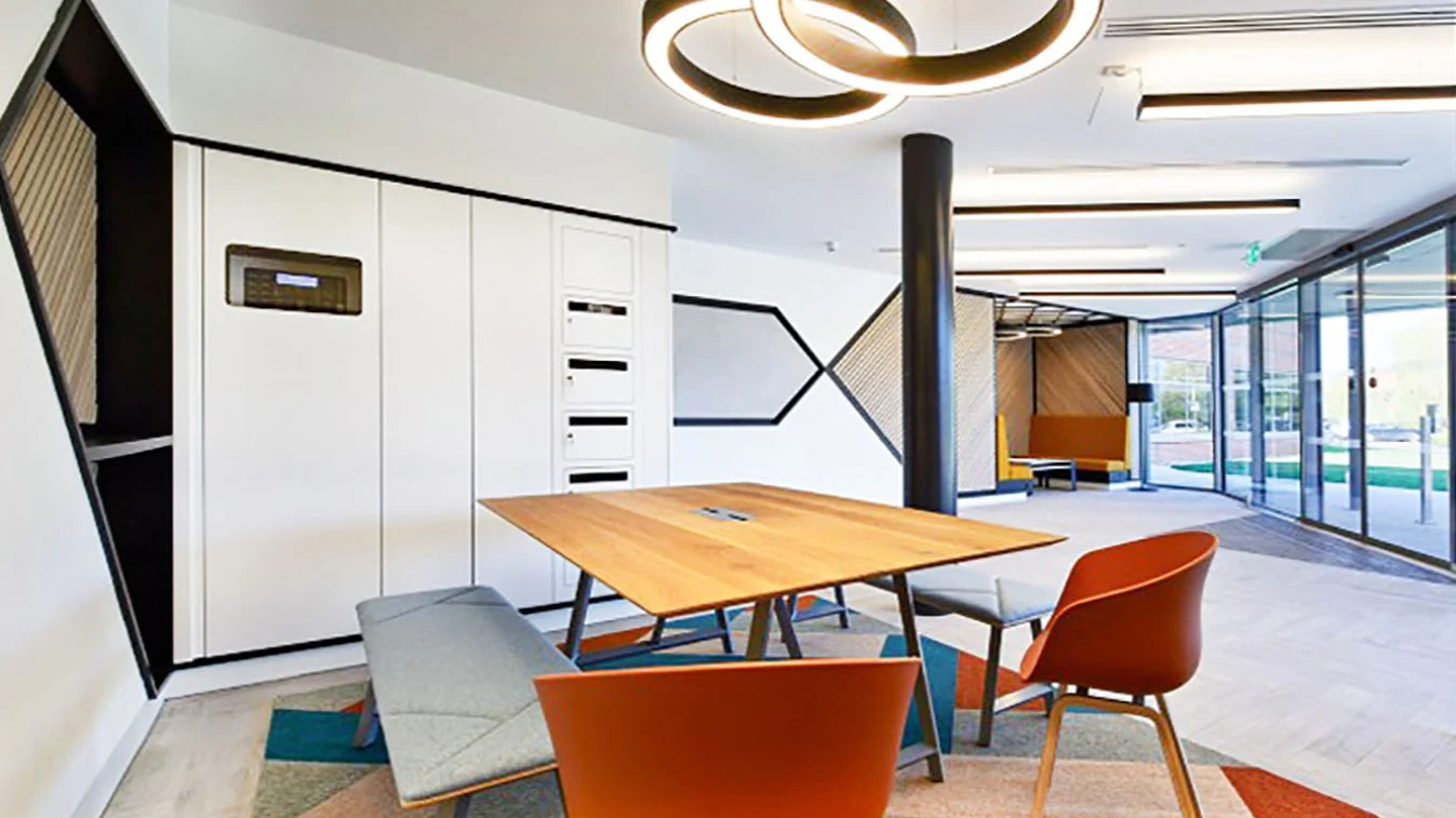 Controls for recessed lighting: DALI, Casambi and sensors